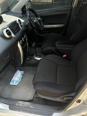 kirgiz auto: Toyota Ist: 2003 г., 1.5 л, Автомат, Бензин — 4