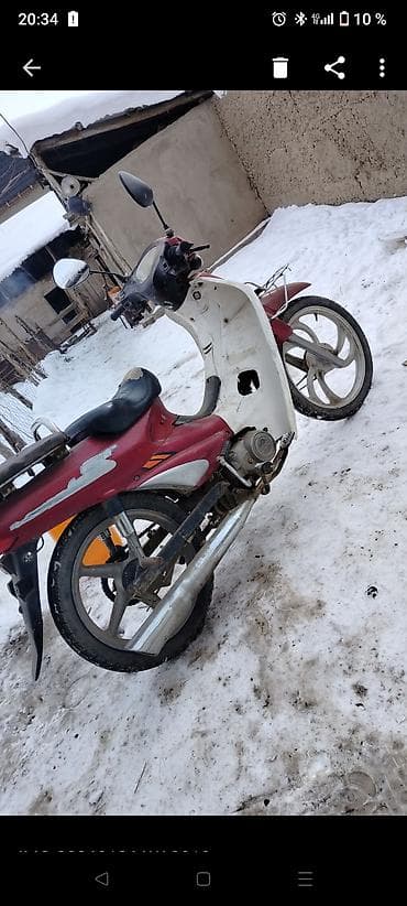 e bike: Скутер/мопед типа cub (компоновка «step-through»), цвет красно-белый — 1