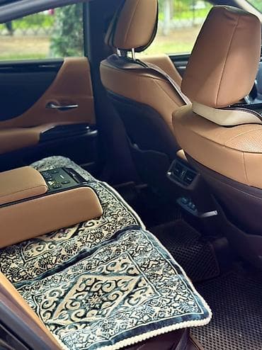 Lexus: Lexus ES: 2020 г., 2.5 л, Вариатор, Гибрид, Седан — 7