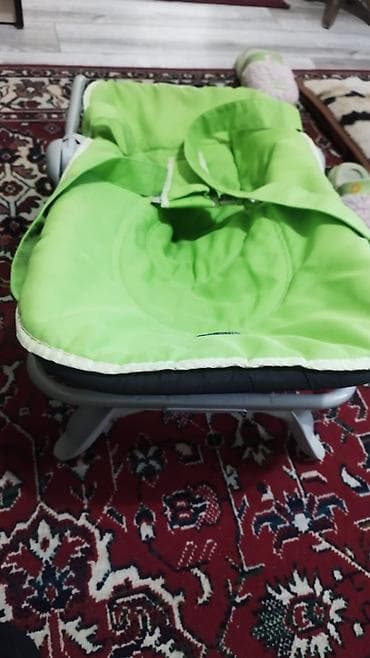 круглый стул: Детский шезлонг, Б/у, Качалка, Пластик, цвет - Зеленый — 2