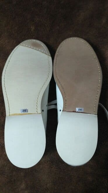 волейболный обувь: Спец обувь для боулинга изготовлена из долговечных мягких материалов — 5