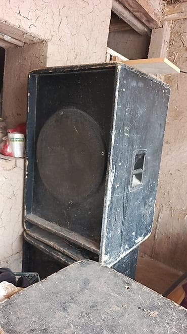 часы герб: Сабвуферный акустический кабинет (пассивный) - Форм-фактор: напольный — 1