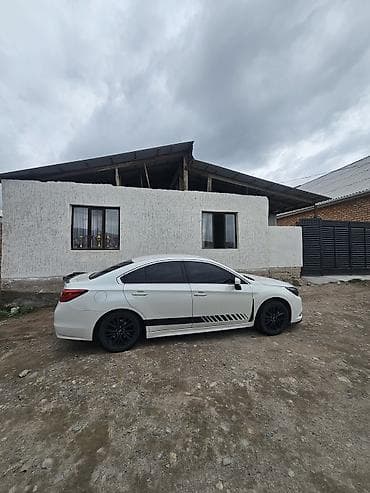 Үйлөр: Продаётся дом в г. Балыкчы, адрес: ул. Ленинградский, 16а. Основные — 2