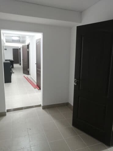 торговый центр бум: Продаётся коммерческое помещение в центре города Каракол, 600 — 3