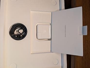 microsoft surface: MacBook Pro M5 14" 16/512 состояние нового Полный комплект 7 циклов — 8