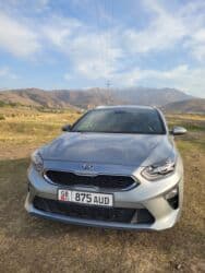 дом калесах: Kia Ceed: 2021 г., 1.6 л, Автомат, Бензин, Универсал — 5