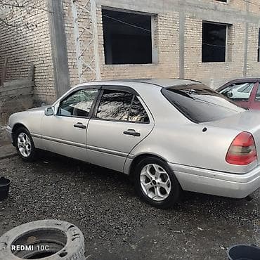мереке авто: Mercedes-Benz C-Class: 1994 г., 1.8 л, Кол менен иштөөчү, Бензин, Седан — 2