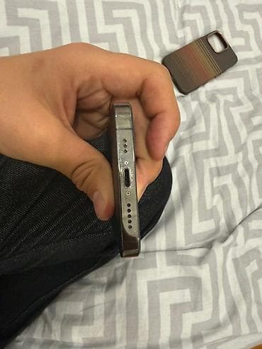 sony a7 iii: IPhone 13 Pro, Б/у, 256 ГБ, Графит, Чехол, 84 % — 2