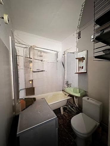 7 мкр: 1 комната, 35 м², 106 серия, 7 этаж, Косметический ремонт — 6