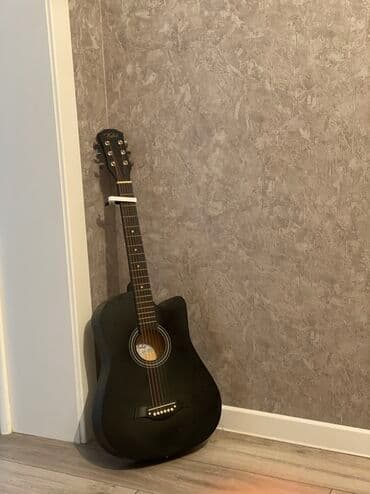 ямаха акустика: Акустическая гитара 4/4, форма корпуса дредноут с вырезом (cutaway) — 1