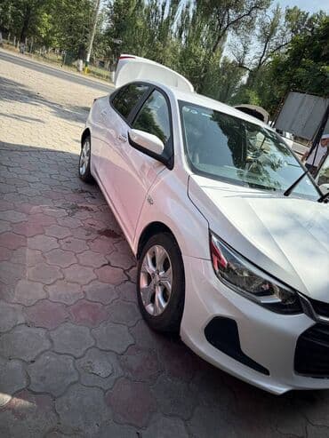 диск на sprinter: Chevrolet : 2020 г., 1 л, Вариатор, Бензиновая, Седан — 2