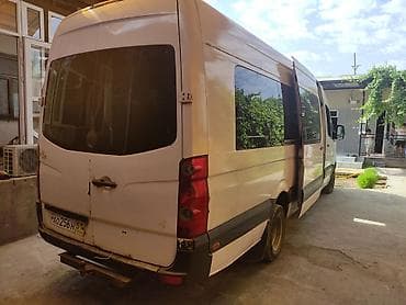 м 20: Volkswagen Crafter: 2011 г., Бус — 4