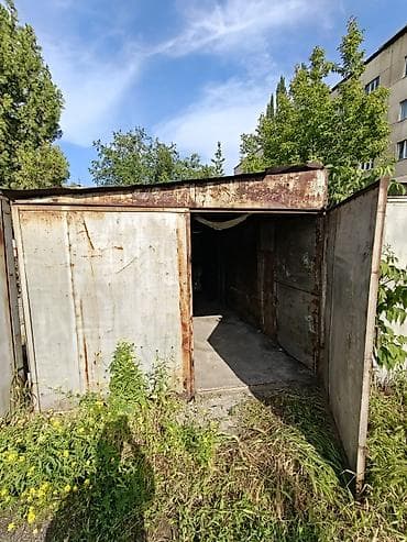 Адрес Айни 209. Срочно продаем гараж, самовывоз. Металлический гараж