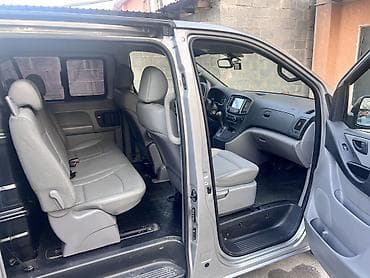 x5 4 4: Hyundai H-1 (Grand Starex): 2019 г., 2.5 л, Автомат, Дизель, Фургон — 10