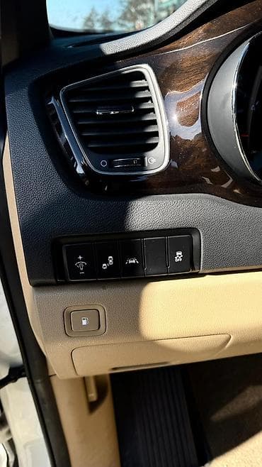 киа минивен: Kia Carnival: 2020 г., 2.2 л, Автомат, Дизель, Минивэн — 6