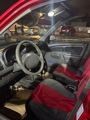 matiz diska: Suzuki Alto: 2004 г., 1.1 л, Бензин — 9