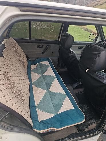 краски балончик: Volkswagen Golf: 1988 г., 1.3 л, Механика, Бензин, Хэтчбэк — 9