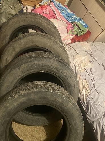 Продается шины для машины Kia k5 at lalafo.kg Продается шины для машины Kia k5