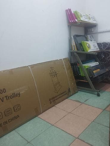 Передвижная стойка-тележка для телевизора (TV Trolley), в заводской