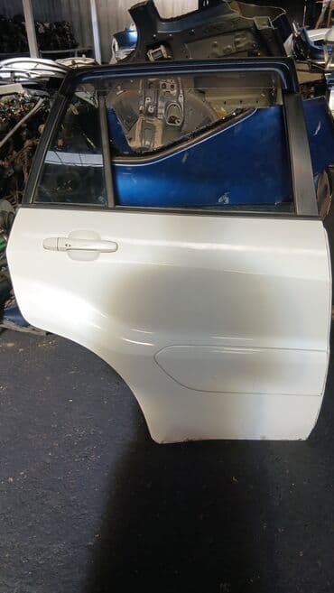 купить задний фонарь тойота авенсис бу: Дверь Задняя правая Toyota, Б/у, Оригинал — 1