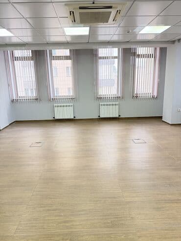 полицейский дом: Сдаю Офис, 48 м², В бизнес центре, С системой безопасности — 3