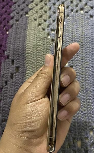 phone 7 plus: IPhone Xs, Золотой — 3