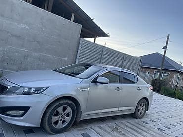 фонарь ауди: Kia Optima: 2010 г., Автомат, Седан — 1