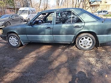 merc 211: Mercedes-Benz 220: 1993 г., 2.2 л, Автомат, Седан — 5