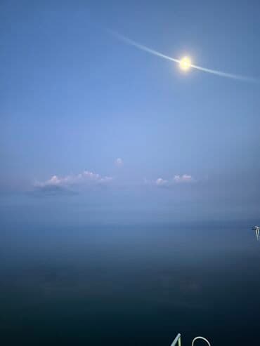 отдых на ыссык куле: Коттедж, коттедж с тремя спальными ЦО Радуга West, Кош-Кол, Парковка, стоянка, Сауна, Детская площадка — 24