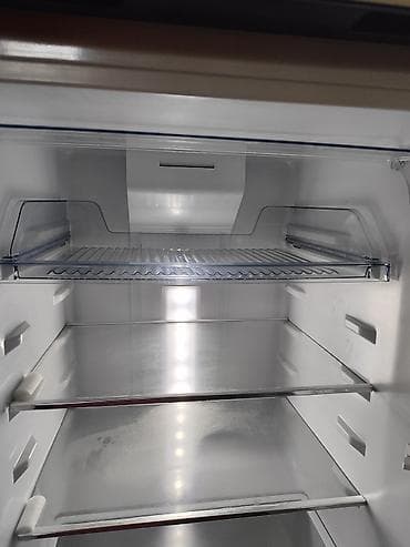 холодилник прадаю: Холодильник Avest, Б/у, Двухкамерный, 54 * 141 — 10