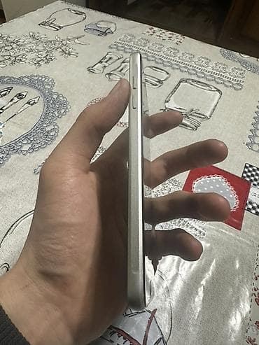 fifa 16: Samsung Galaxy A5, Б/у, 16 ГБ, цвет - Золотой, 2 SIM — 3