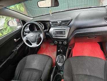 samsung car: Kia Rio: 2016 г., 1.6 л, Автомат, Бензин, Седан — 9