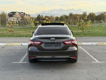 audi q6: Toyota Camry: 2019 г., 2.5 л, Автомат, Бензин, Седан — 4