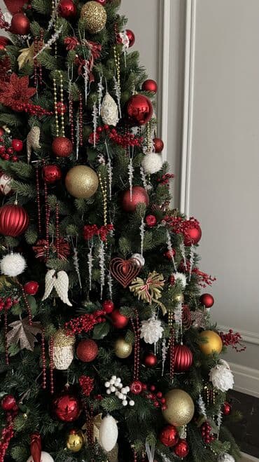 платье на утренник: ПРОДАЮ ЕЛКУ! Высота 240 см. Продаю вместе с игрушками, оленем — 4