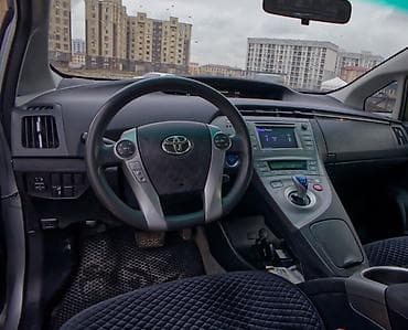 highlander 2003: Toyota Prius: 2012 г., Вариатор, Гибрид, Лифтбек — 8