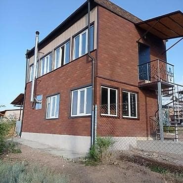 Иссык-Куль 2026: Номер, Два абрикоса Каджи-Сай, Детская площадка — 8