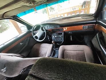 aion v plus: Audi 100: 1990 г., 2.3 л, Механика, Бензин, Седан — 4