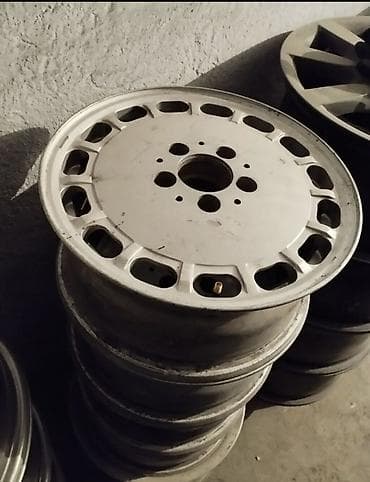 Литые Диски R 15 Mercedes-Benz, Комплект, отверстий - 5 — 1