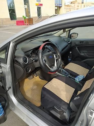 двери фит: Ford Fiesta: 2016 г., 1.6 л, Автомат, Газ, Седан — 6
