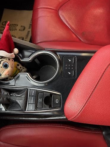 corolla s: Toyota Camry: 2018 г., 2.5 л, Автомат, Бензин, Седан — 9