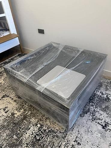 small table: Продаётся стильный кофейный столик от американского бренда Ashley — 1