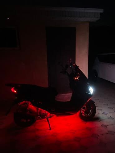 дождевик для скутер: Макси-скутер Alpha, 150 куб. см, Бензин, Б/у — 3