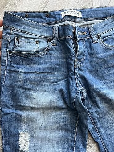 платье оригинал: Все джинсы по 500 сом Размер S. Италия 1) Сиренево-розовые джинсы — 7