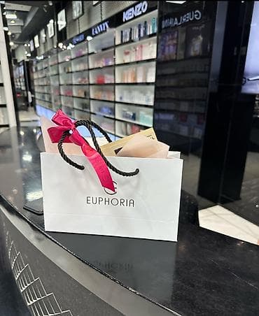 новый: Оригинальный 100% запечатанный YSL Y EDP refillable флакон. Купил в — 6