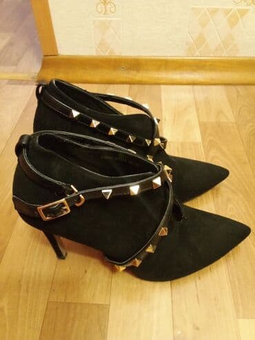 Прокат одежды: Батильоны валентино в идеальном состоянии 1выход на такси, размер 38 — 2