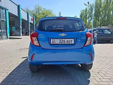 1: Chevrolet Spark: 2016 г., 0.1 л, Вариатор, Бензин, Хэтчбэк — 4