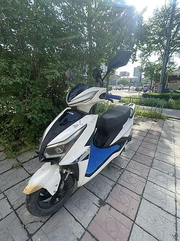 Тип скутера 125 куб. см, Бензин, Б/у