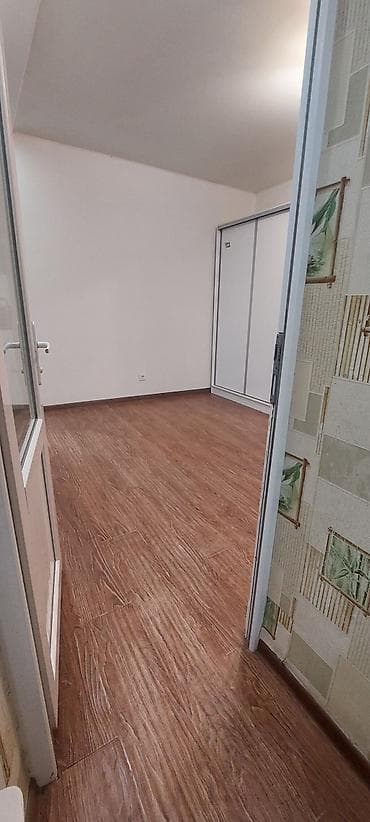 продаю квартир: 1 комната, 30 м², Вечерка Хрущевка, 1 этаж — 4