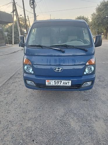 бу токмок: Жеңил жүк ташуучу унаа, Hyundai, Стандарт, 1,5 т — 1