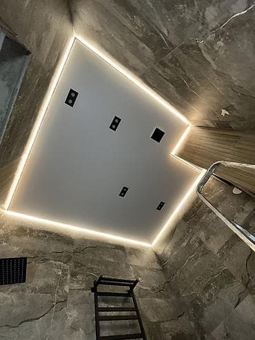 плинтус потолочный: Натяжной потолок Матовое — 1